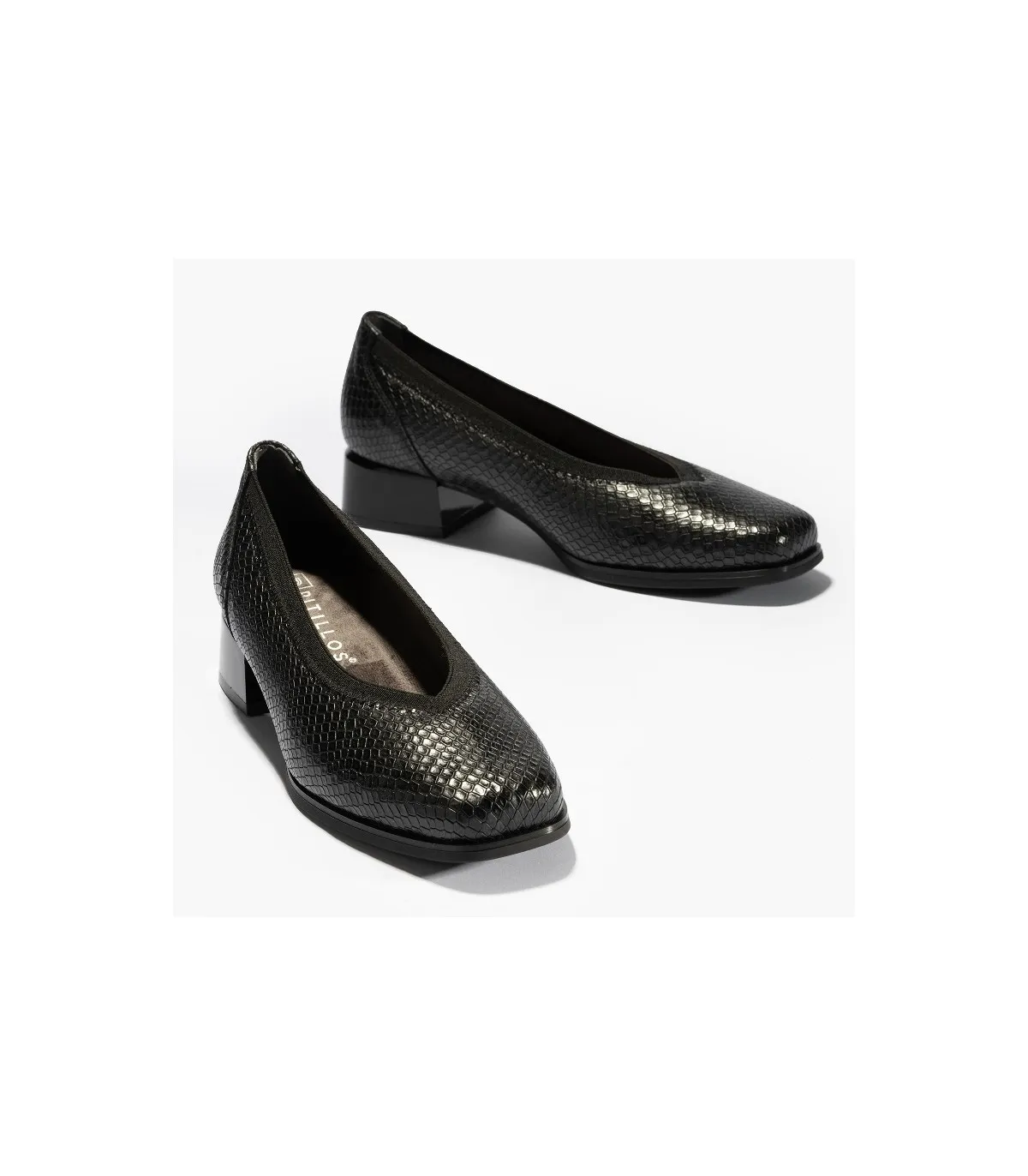 Zapato corte salón con elástico en color negro